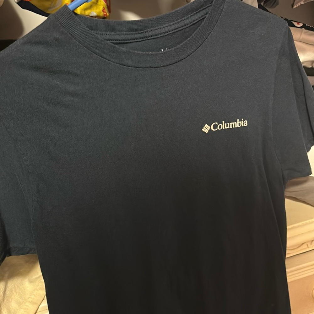 Columbia tee shirt